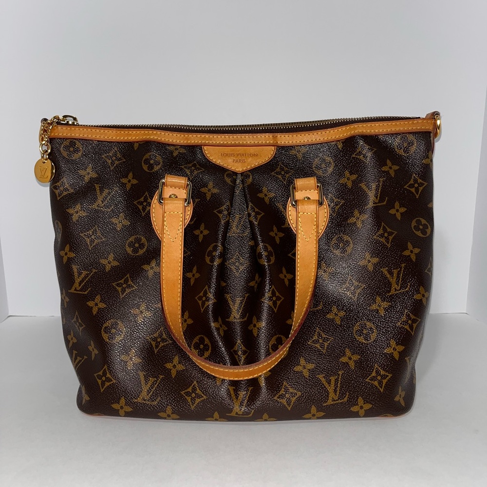 ❌❌SOLD❌❌Louis Vuitton Brown Monogram Tote with Golden Hardware